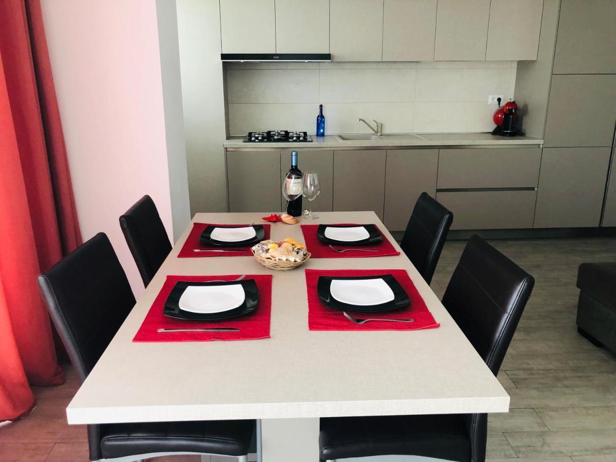Mamaia Lake View Apartment Екстериор снимка